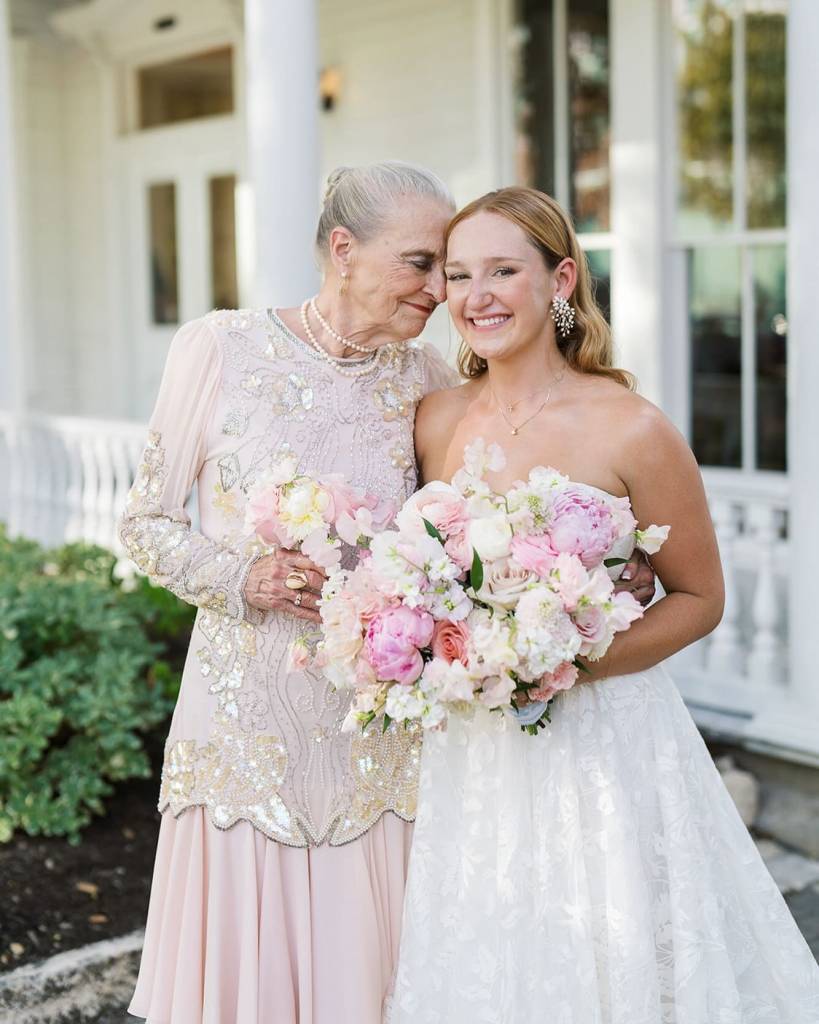 Getting glammed with grammy! 🤍 •⁠ •⁠ Wed Society | Austin FEATURED vendors:⁠ Beauty: sinclairbeautyco⁠ Rentals: premiereeventstx •⁠ •⁠ //