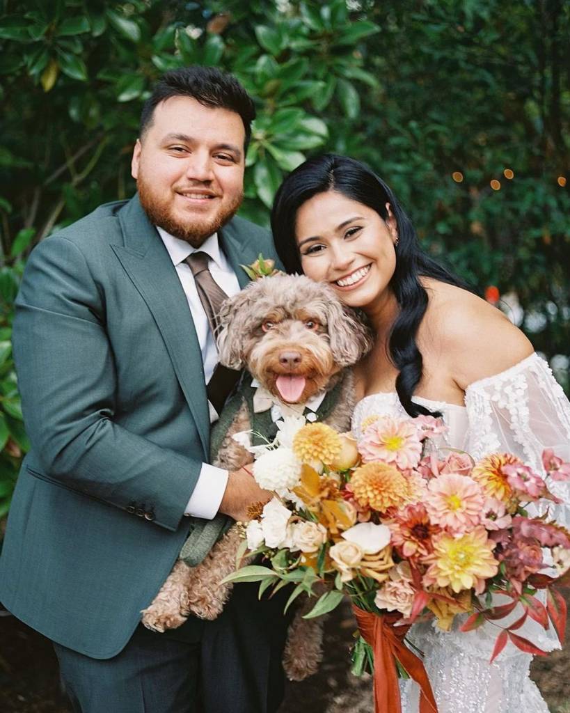 This good boy is smiling ear to ear because he was getting treated like a prince by thepetgal ! ⁠🐾